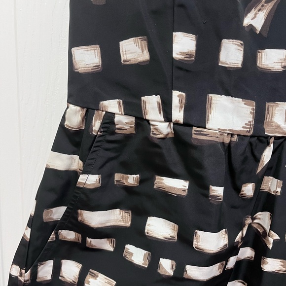 Red Valentino Ribbon and Bow fit flare dress Size 38 or 8 - Picture 7 of 8